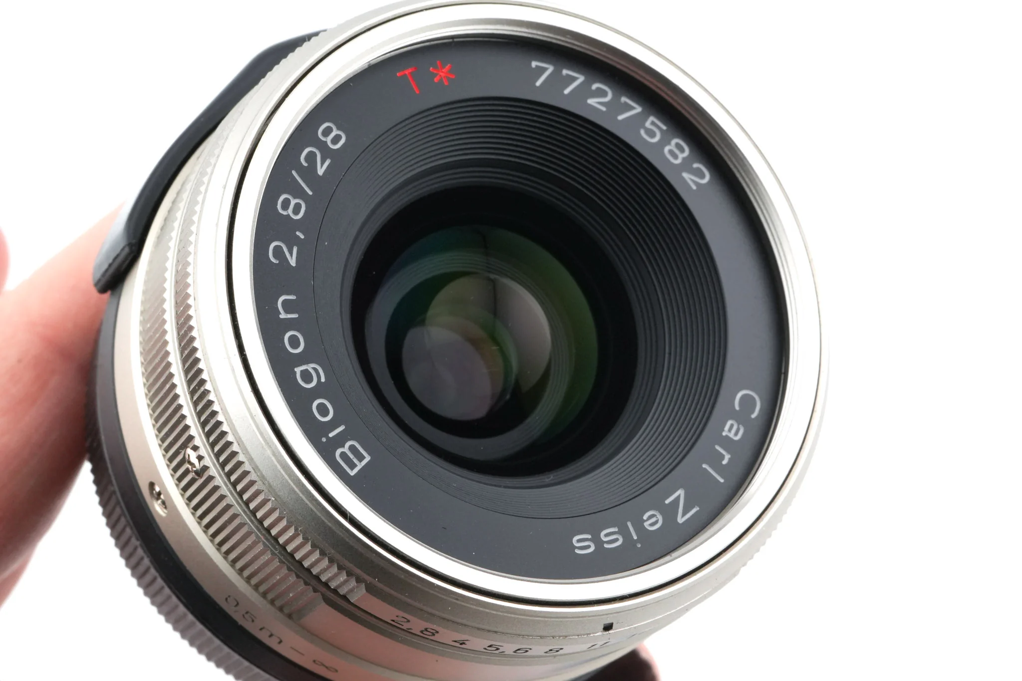 Carl Zeiss 28mm f2.8 Biogon T* - Image 5