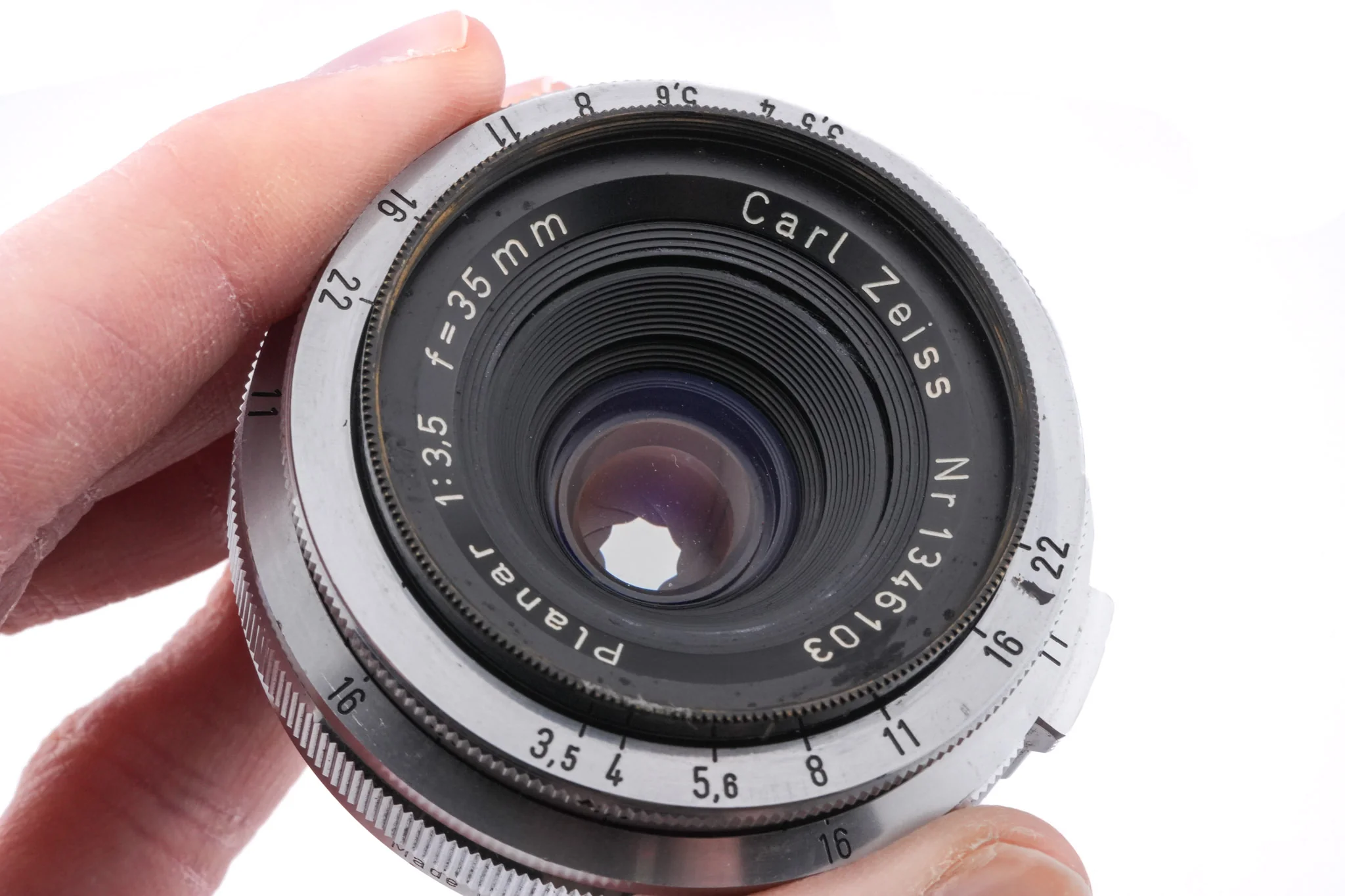 Carl Zeiss 35mm f3.5 Planar - Image 3