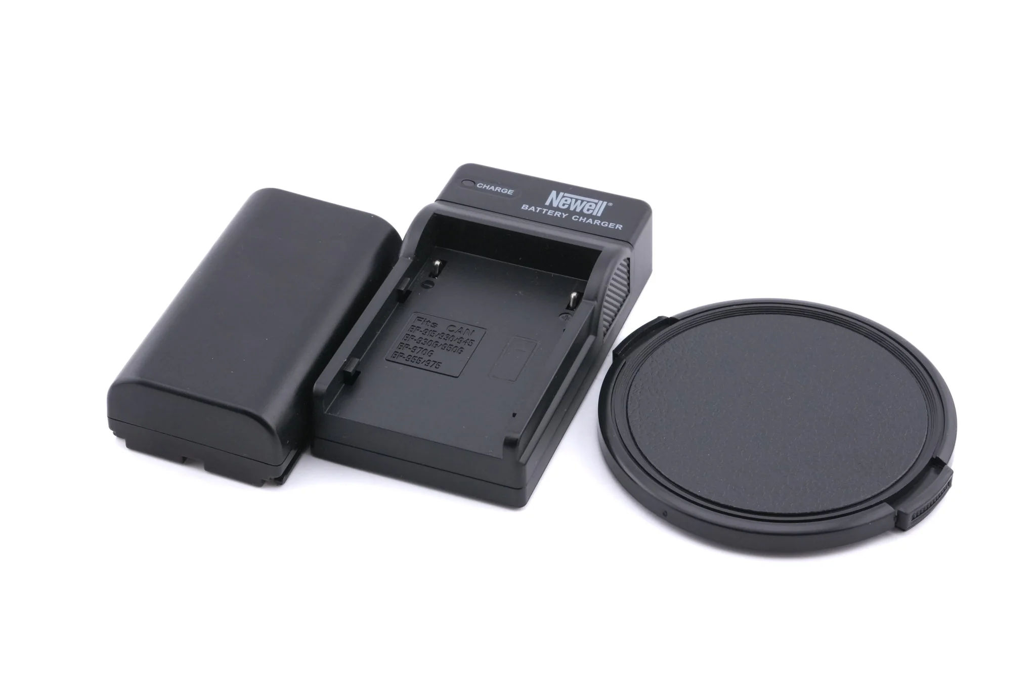 Contax 645 + P25 Digital Back + 80mm f2 Planar T* + MF-1 AE Prism Finder - Image 13