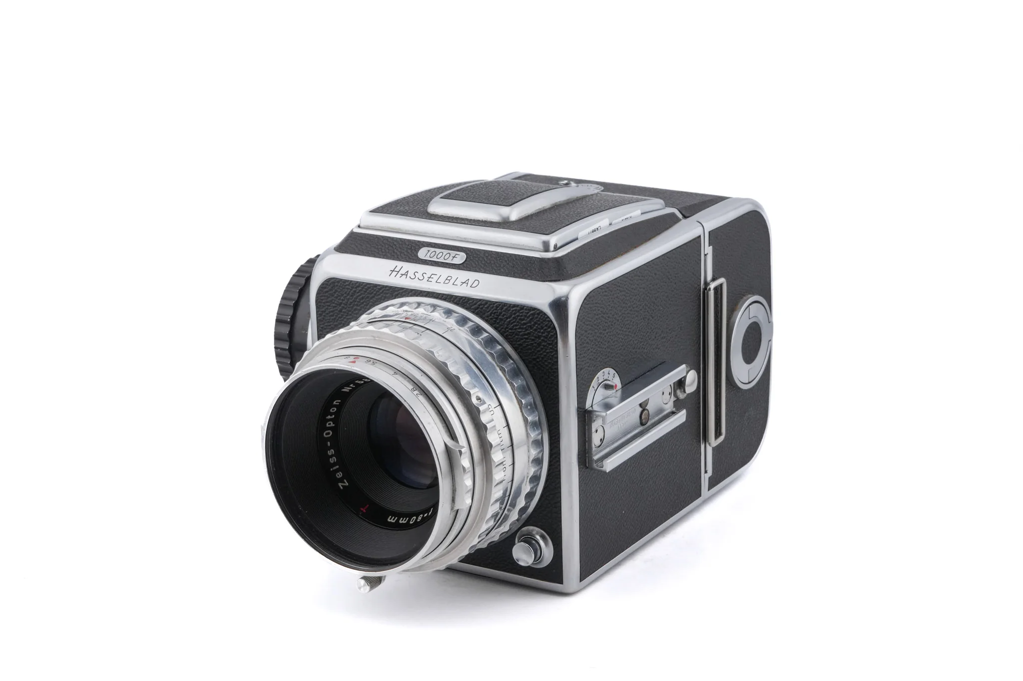 Hasselblad 1000F (8012) + 80mm f2.8 Tessar T Opton (OBTU / 8055) + 12 Film Magazine + Waist Level Finder (FUJUC)