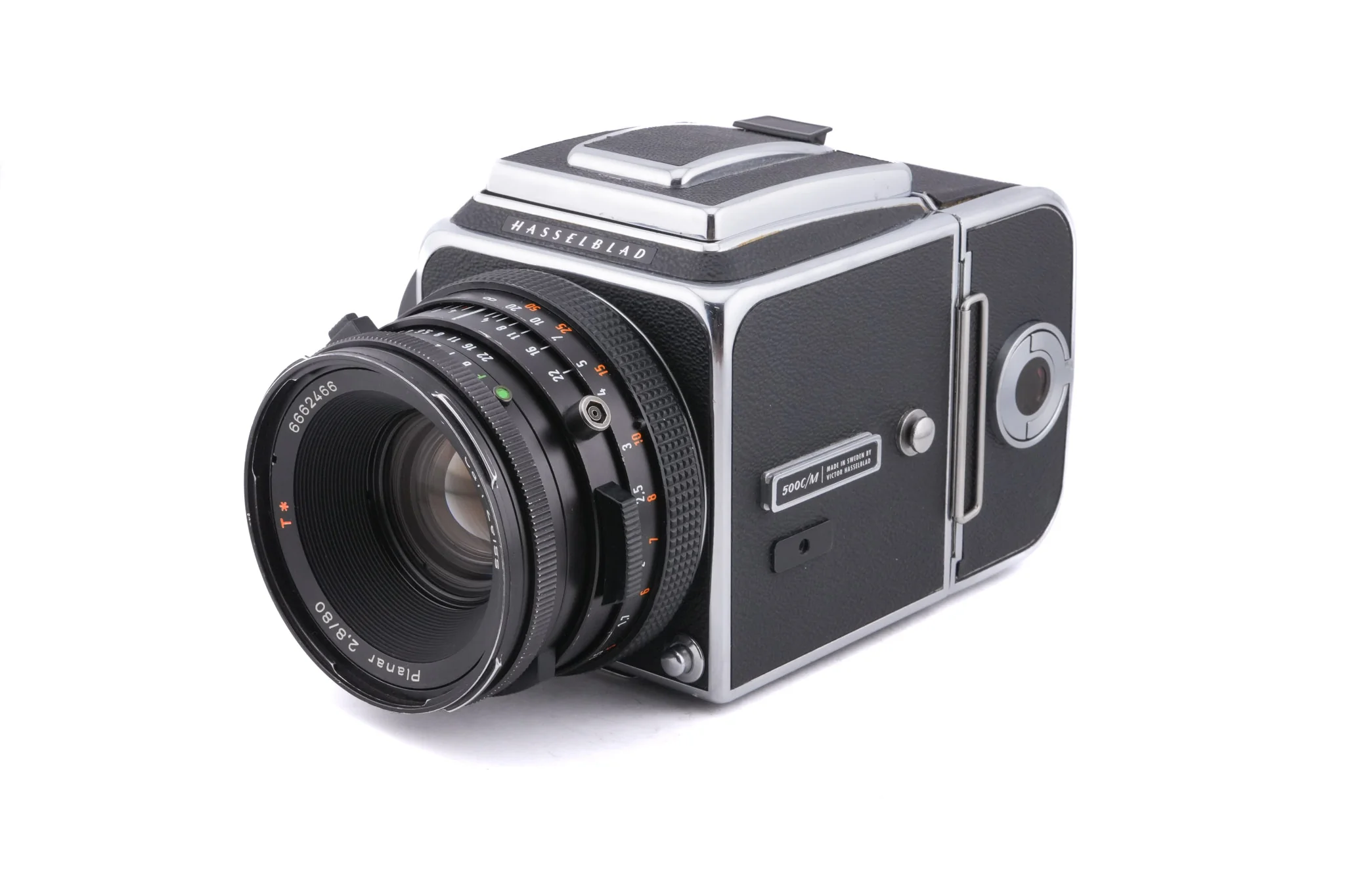 Hasselblad 500C/M (Silver, 10026) + 80mm f2.8 Planar T* CF (20029) + Waist Level Finder (New / Chrome, 42315) + A12N Film Magazine + Standard Focusing Screen (42161)