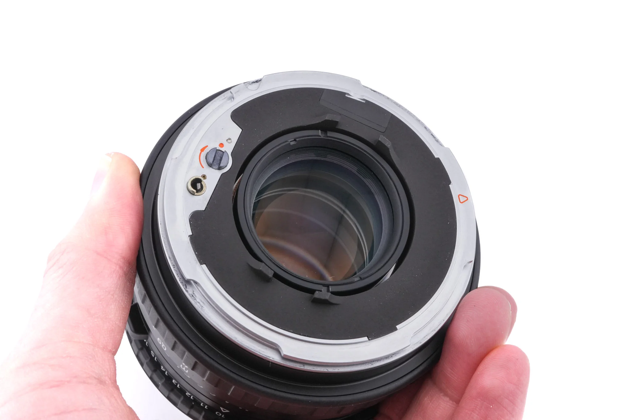 Hasselblad 501CM (Silver, 10238) + Acute Matte D Microprism / Split Image Focusing Screen (42215) + Waist Level Finder (New / Chrome, 42315) + 80mm f2.8 Planar T* CB (20032) + A12N Film Magazine - Image 16