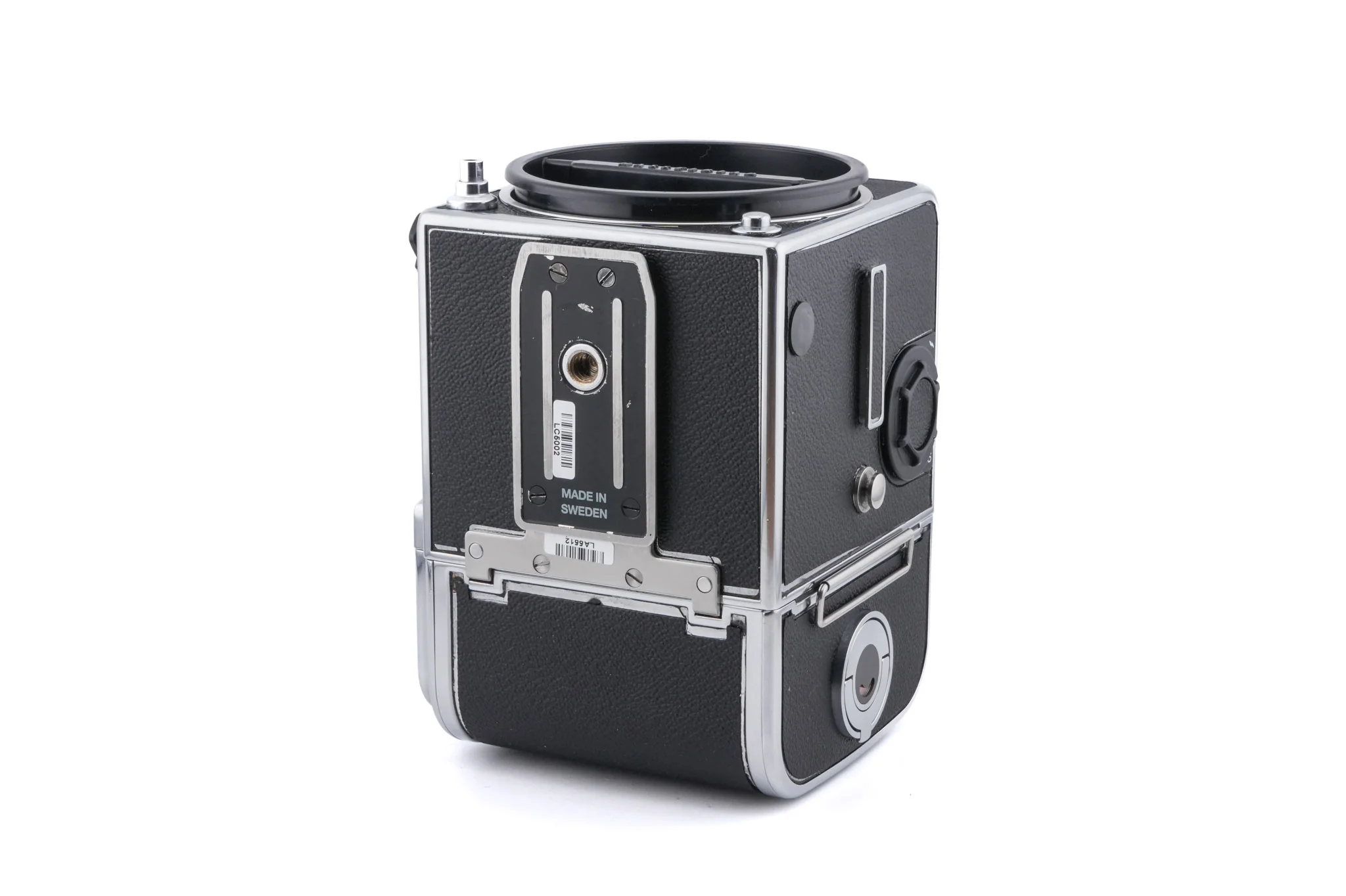 Hasselblad 503CX (Silver, 10026) + A12N Film Magazine + Waist Level Finder (New / Chrome, 42315) + Acute Matte Focusing Screen (42165) - Image 5