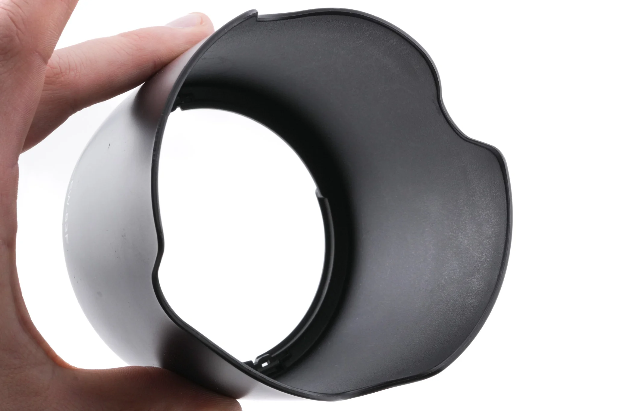 JJC EW-83F Lens Hood - Image 3