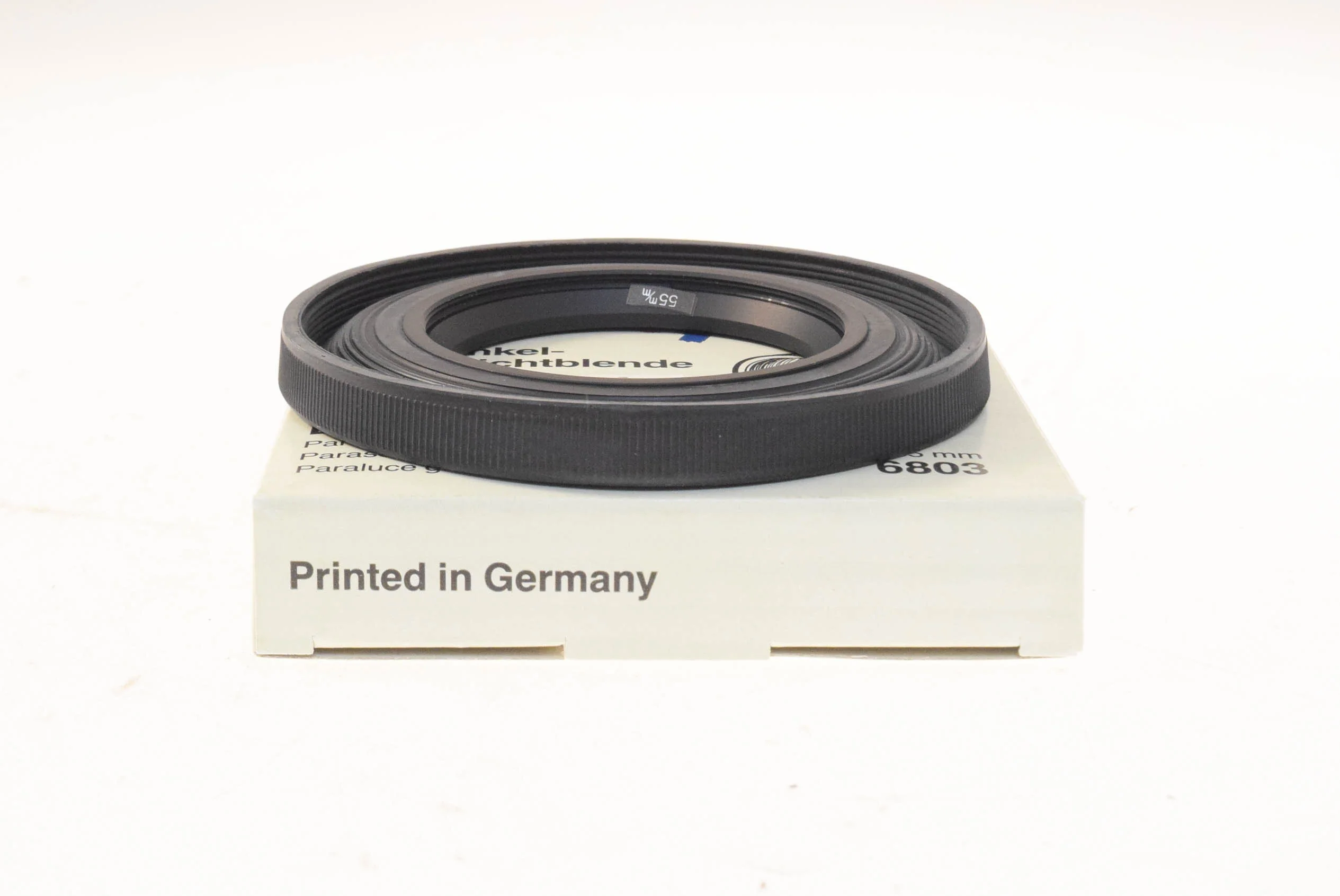 Kaiser 55mm Wide-Angle Rubber Lens Hood - Image 2