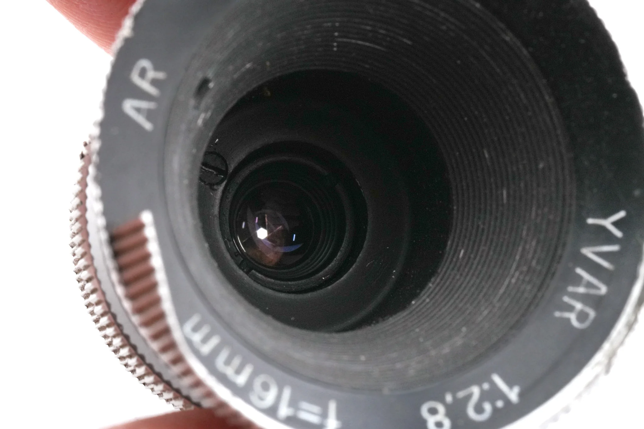 Kern-Paillard 16mm f2.8 Yvar AR - Image 3