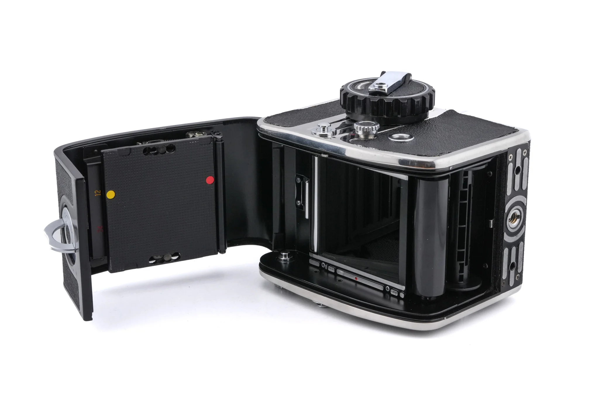 Kowa Six + Waist Level Finder + 85mm f2.8 - Image 7