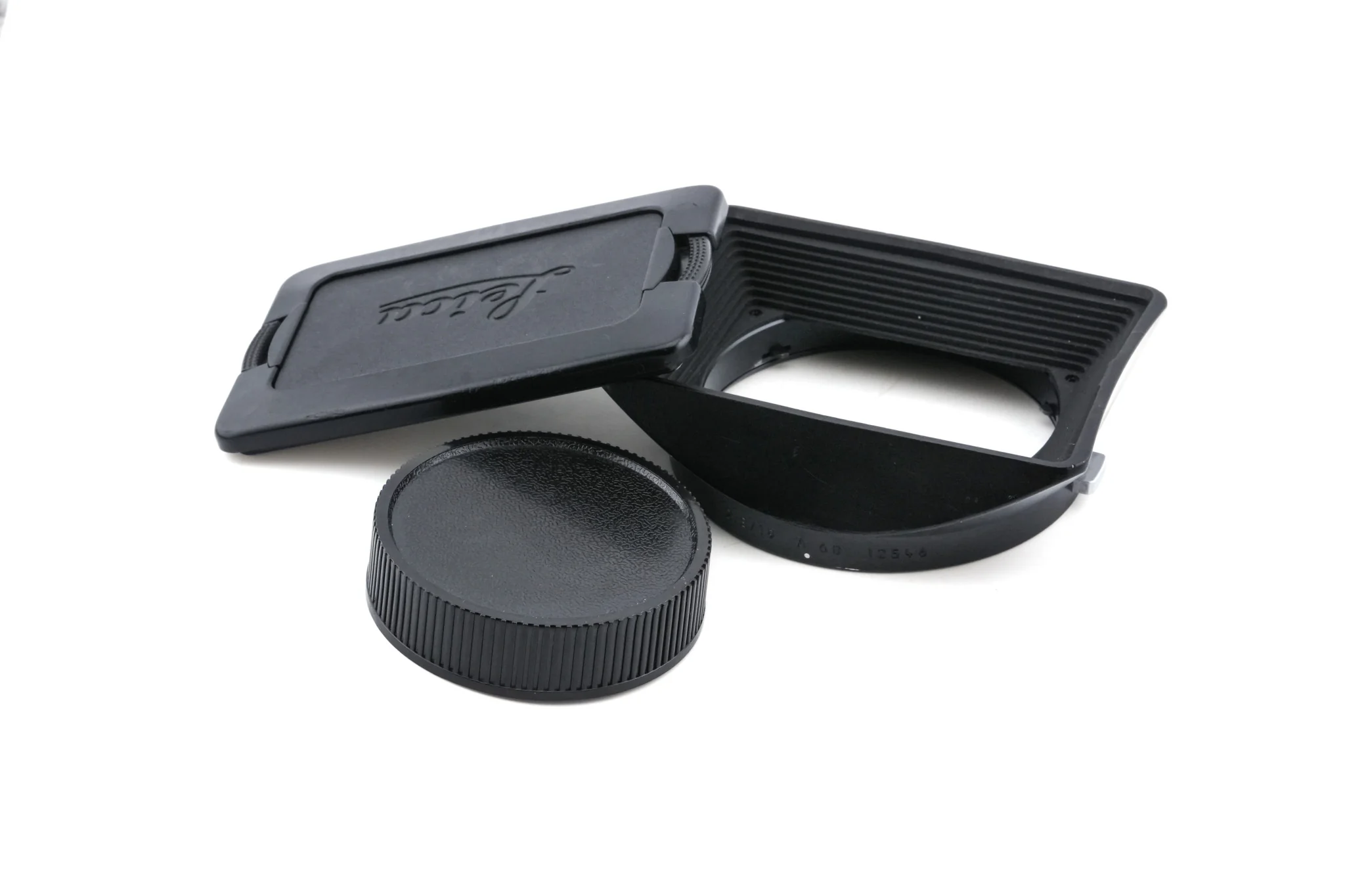 Leica 19mm f2.8 Elmarit-R (Type II) (3-Cam) (11258) + SIMple Fit Follow Focus Gear (Medium) + Leica R - Canon EF Mount Adapter (6-Hole) + Lens Hood (19mm f2.8 R) (12546) + 80/85mm O.D. Simring (Leica R 19mm f2.8 VII) - Image 11