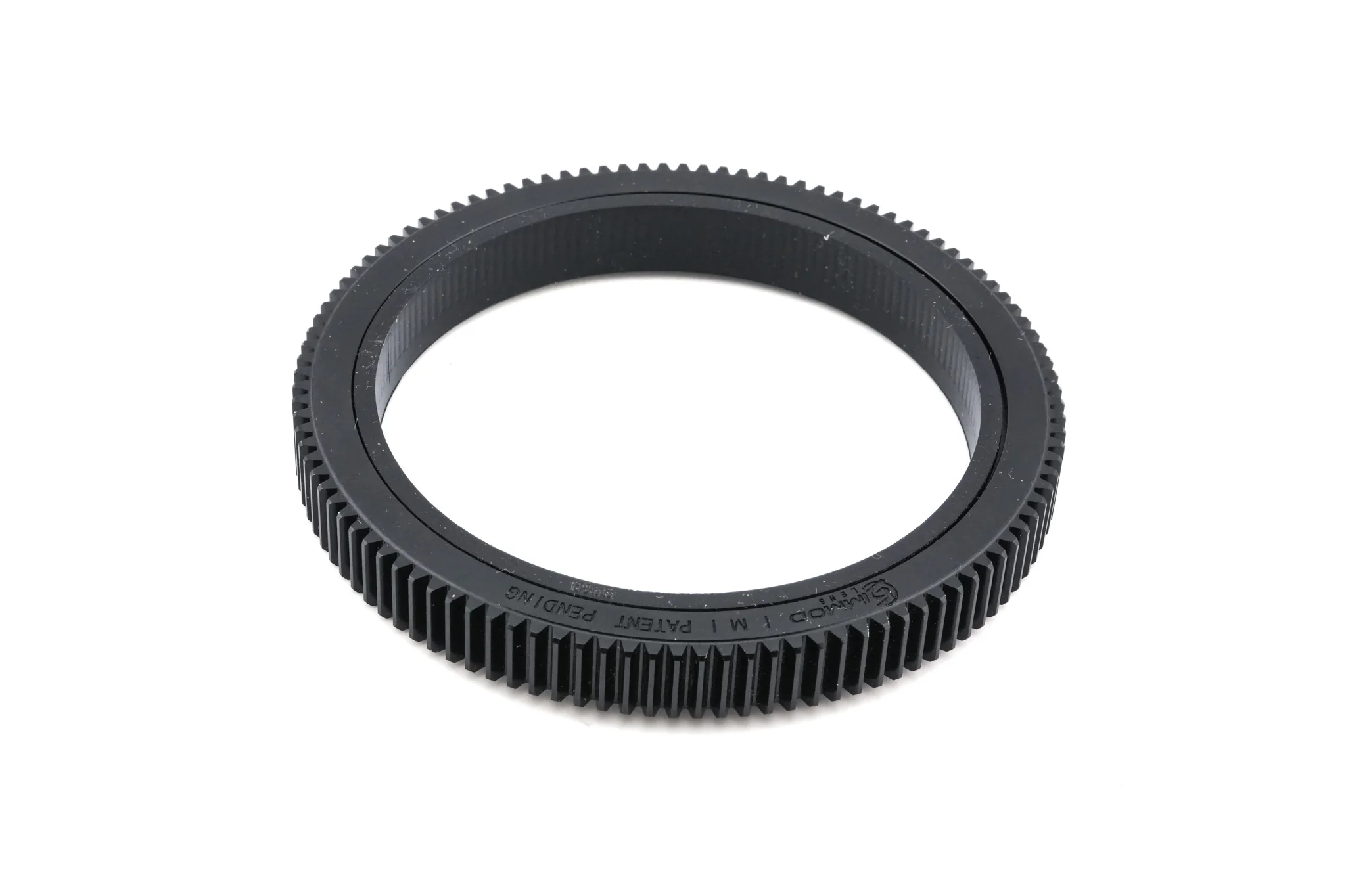 Leica 19mm f2.8 Elmarit-R (Type II) (3-Cam) (11258) + SIMple Fit Follow Focus Gear (Medium) + Leica R - Canon EF Mount Adapter (6-Hole) + Lens Hood (19mm f2.8 R) (12546) + 80/85mm O.D. Simring (Leica R 19mm f2.8 VII) - Image 7