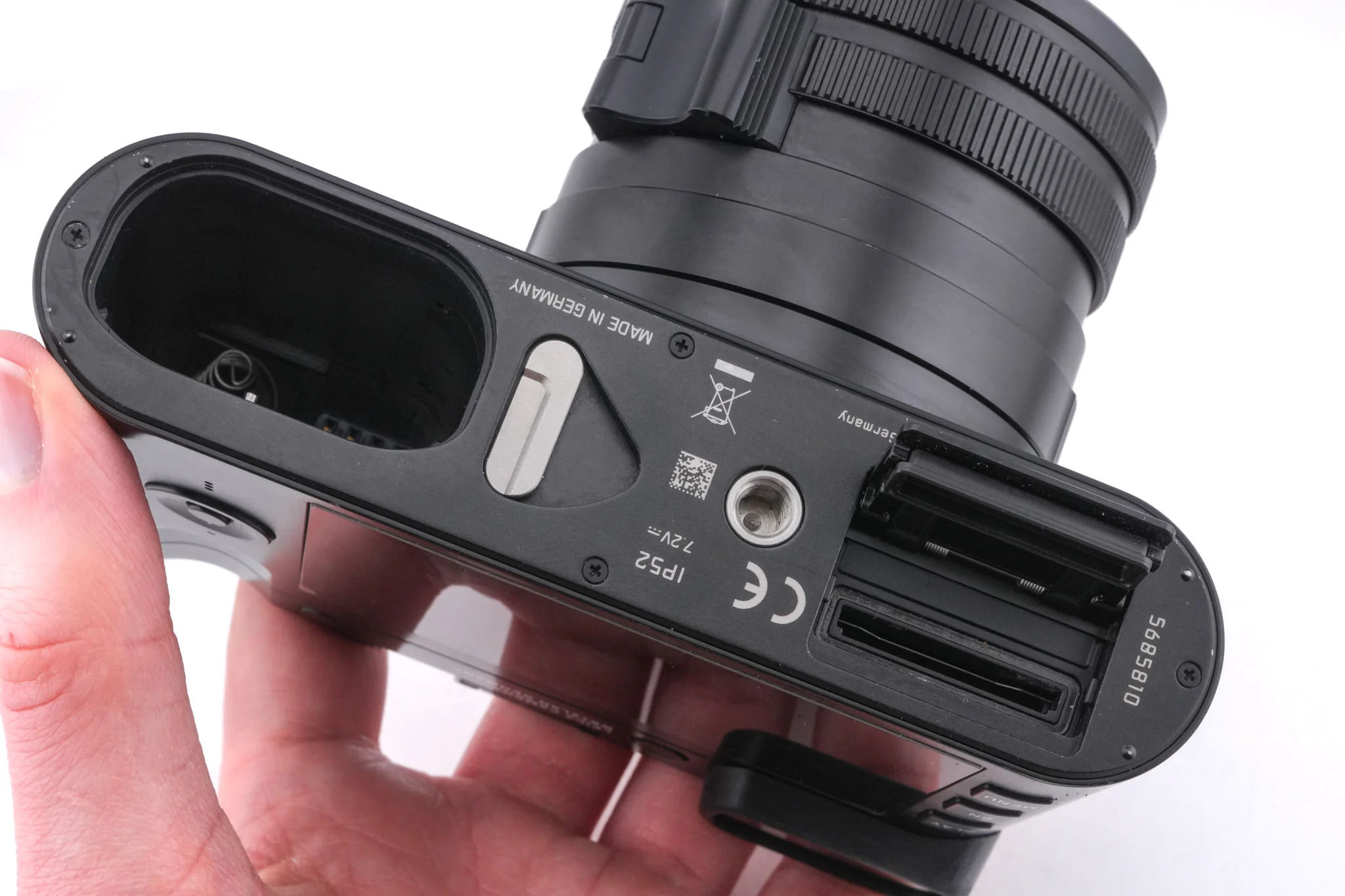 Leica Q2 (19050) - Image 6