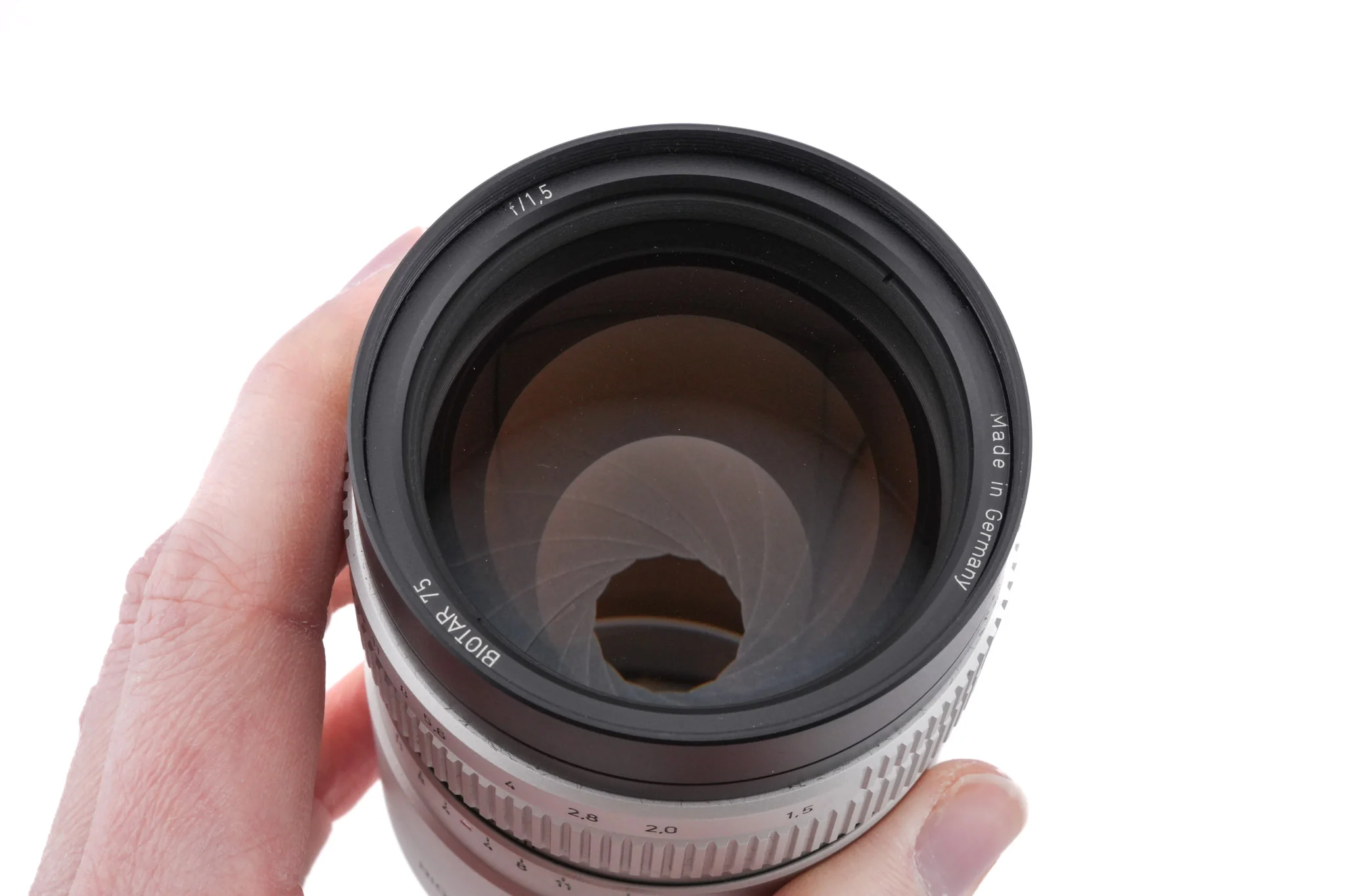 Meyer-Optik Görlitz 75mm f1.5 Biotar II - Image 5