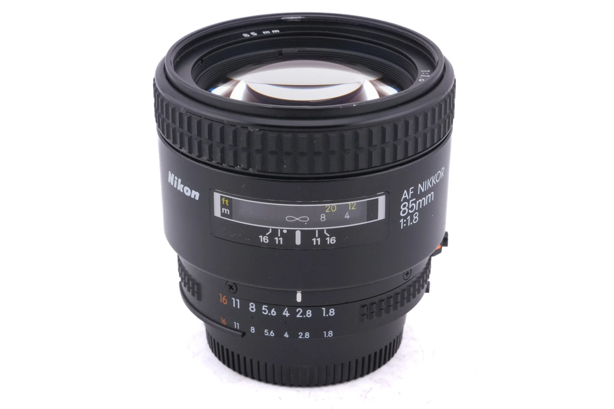 Nikon 85mm f1.8 AF Nikkor