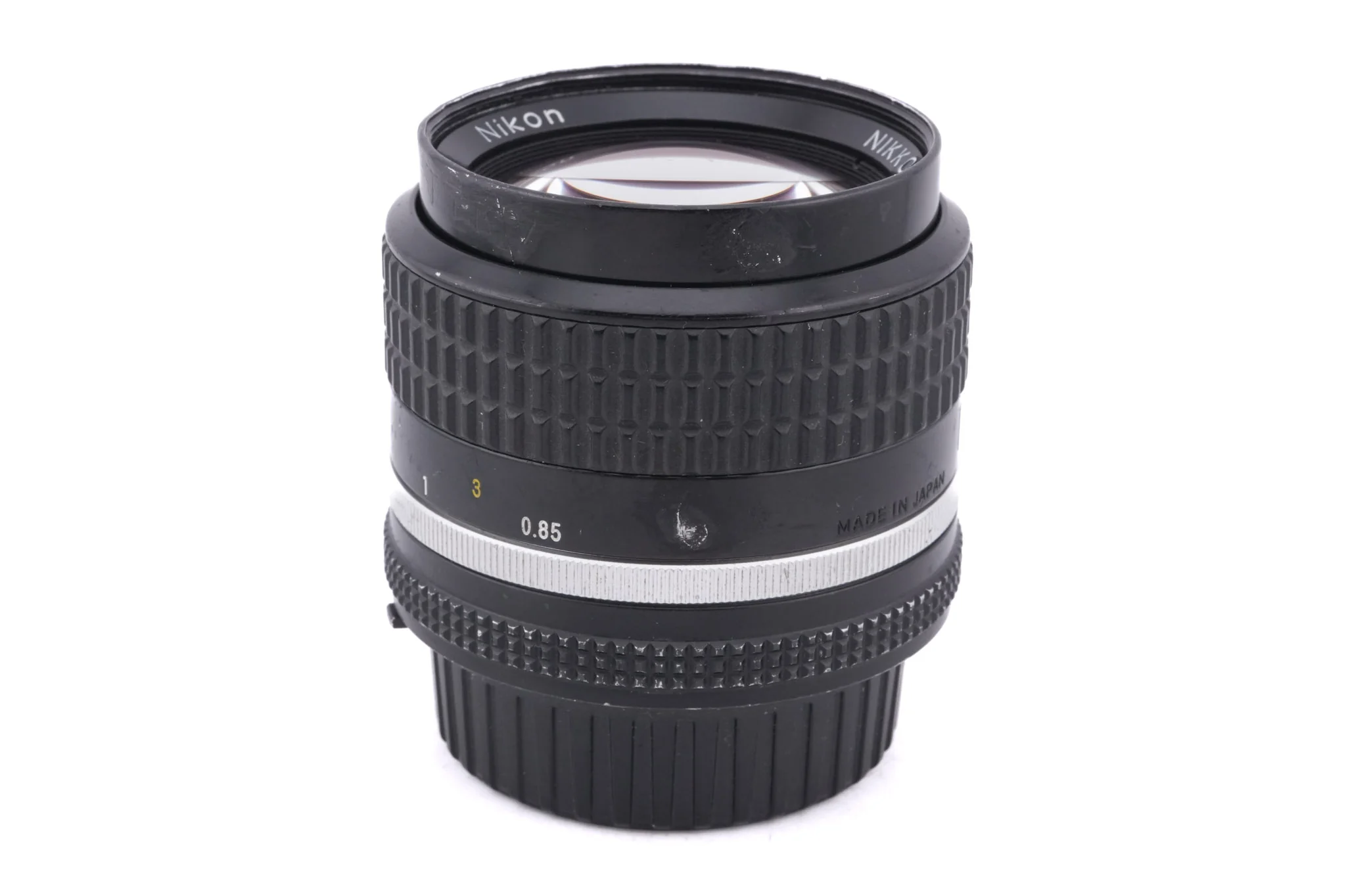 Nikon 85mm f2 Nikkor AI-S - Image 2