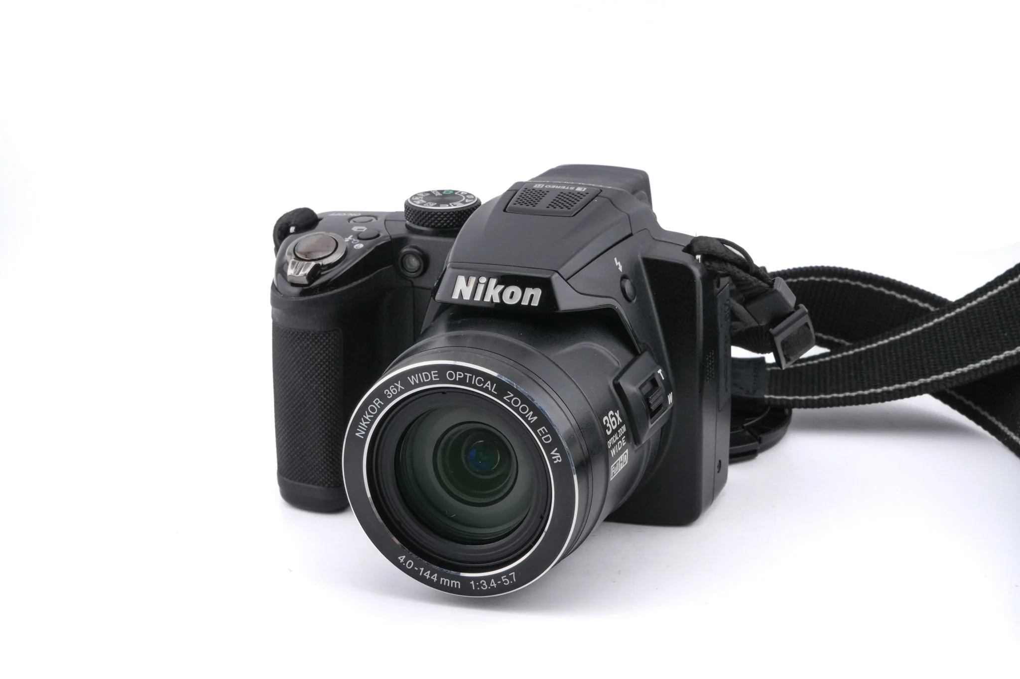 Nikon Coolpix P500