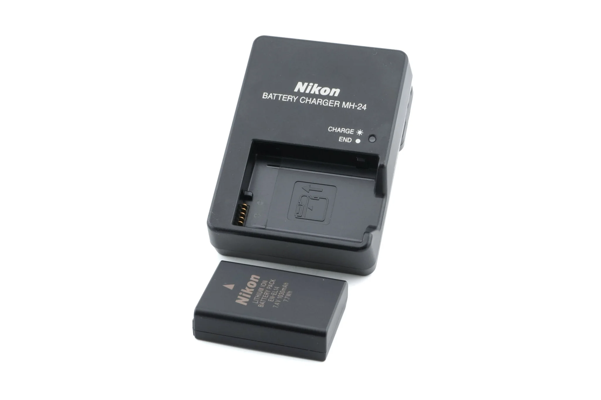 Nikon Coolpix P7000 - Image 5