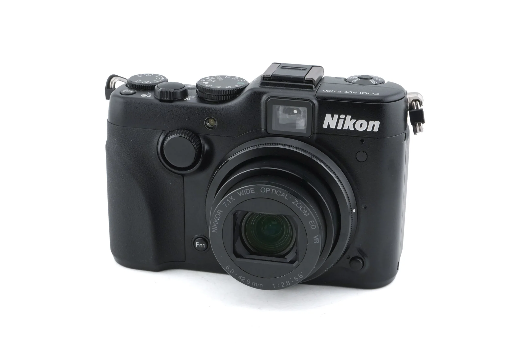 Nikon Coolpix P7100