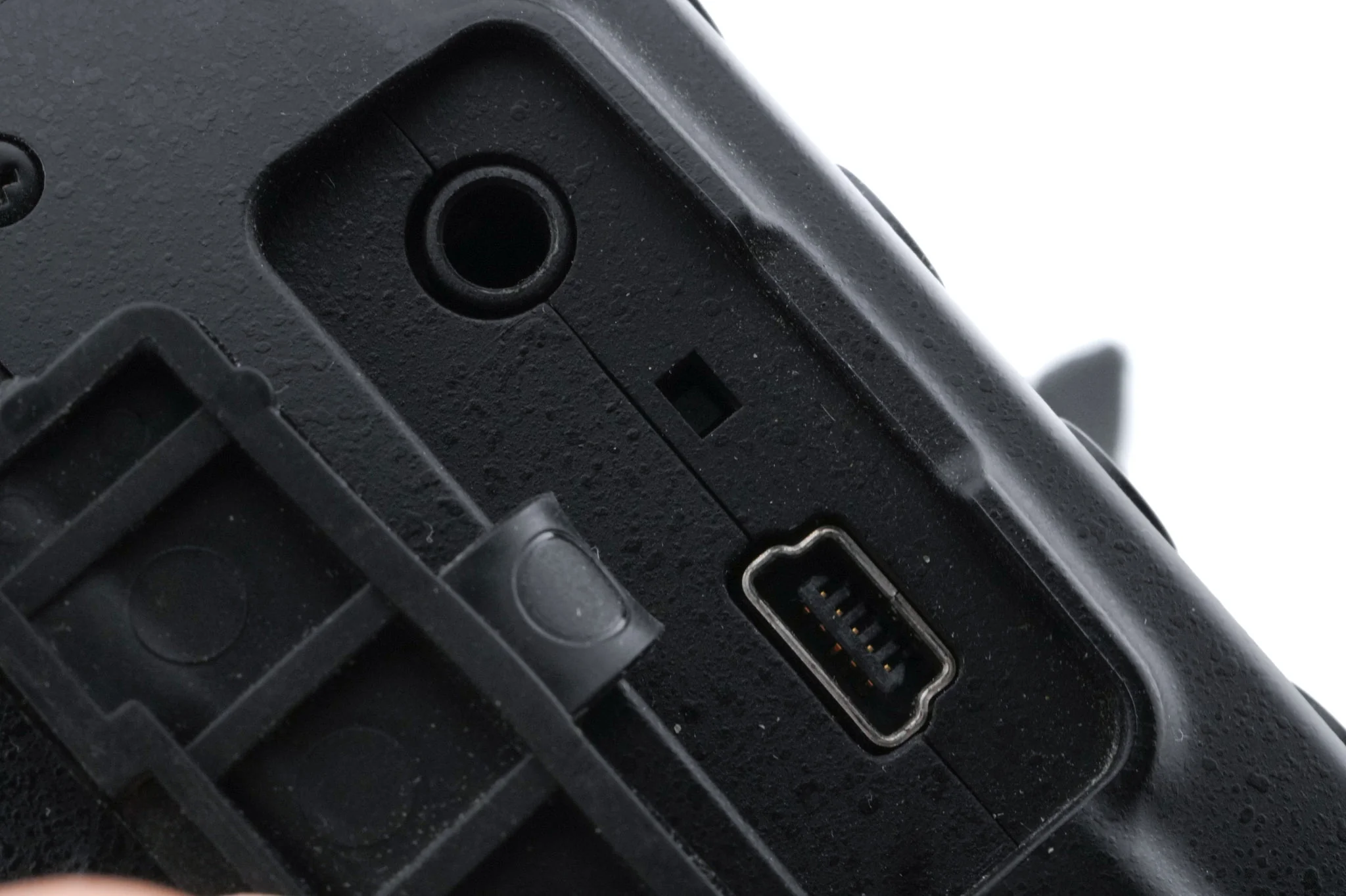 Nikon D3000 - Image 6