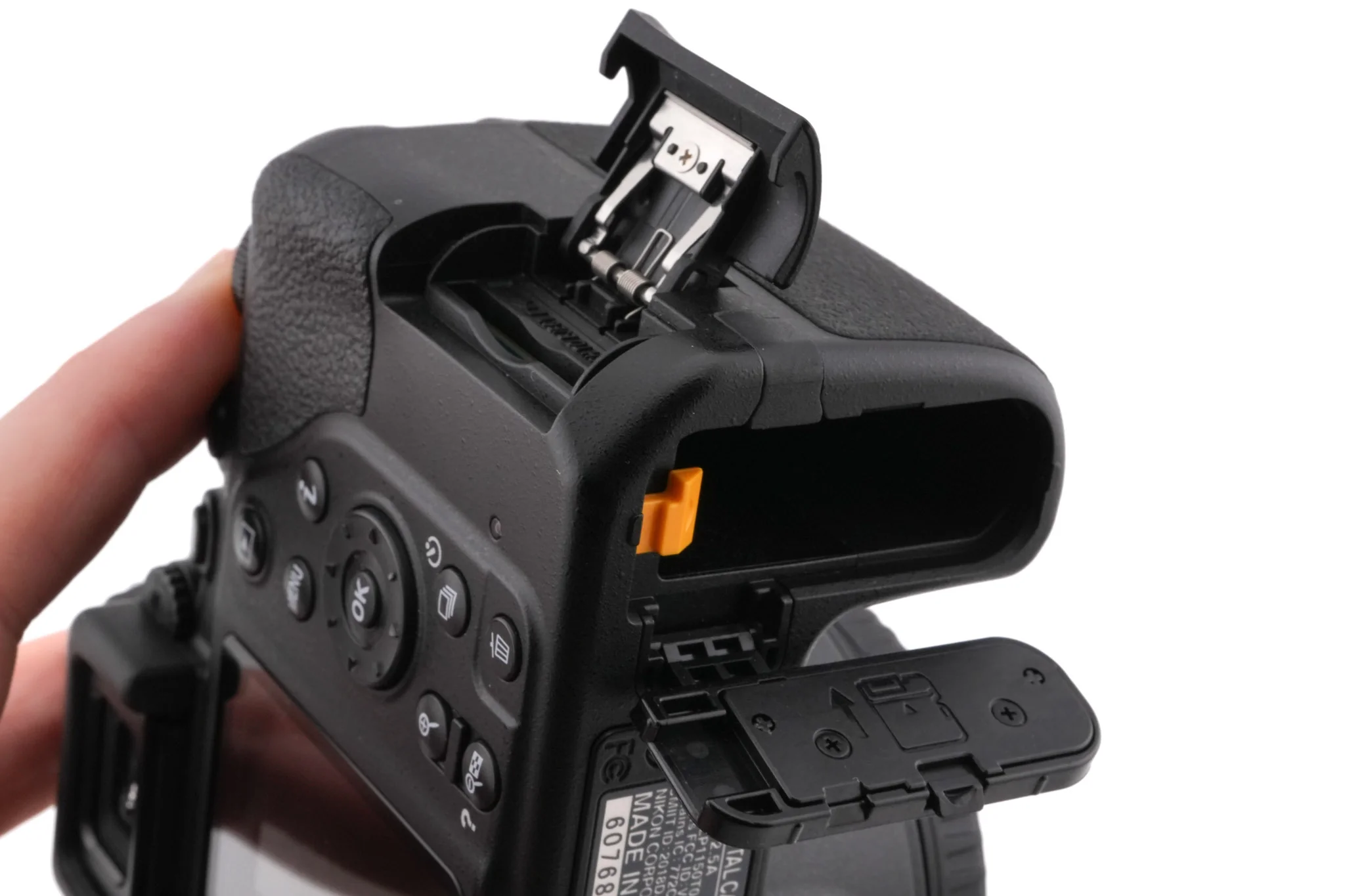 Nikon D3500 - Image 7