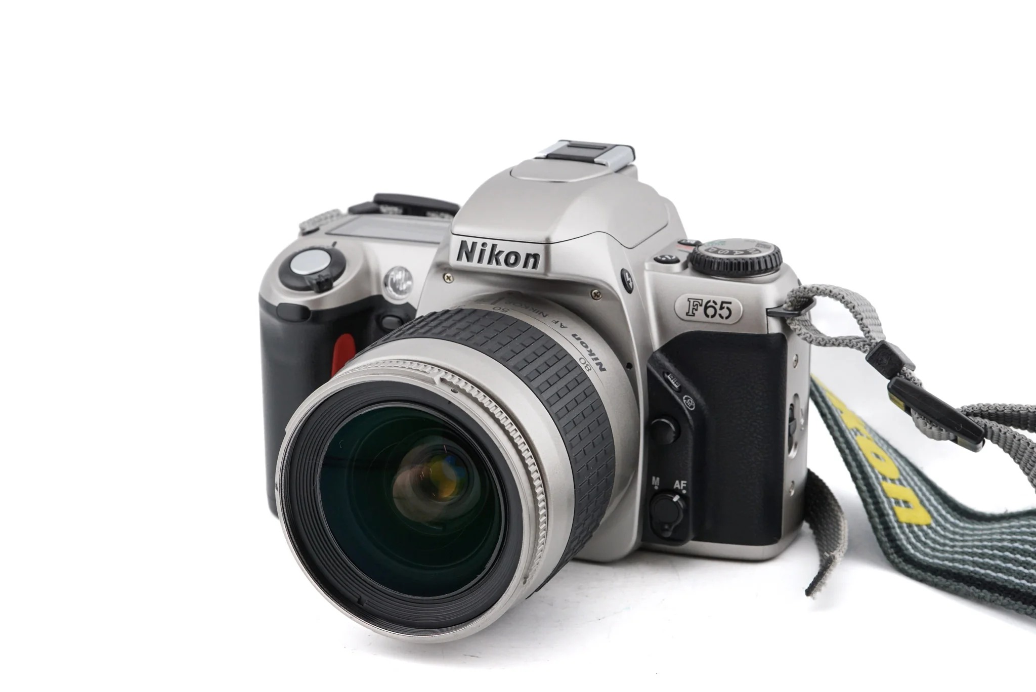 Nikon F65 + 28-80mm f3.3-5.6 AF Nikkor G