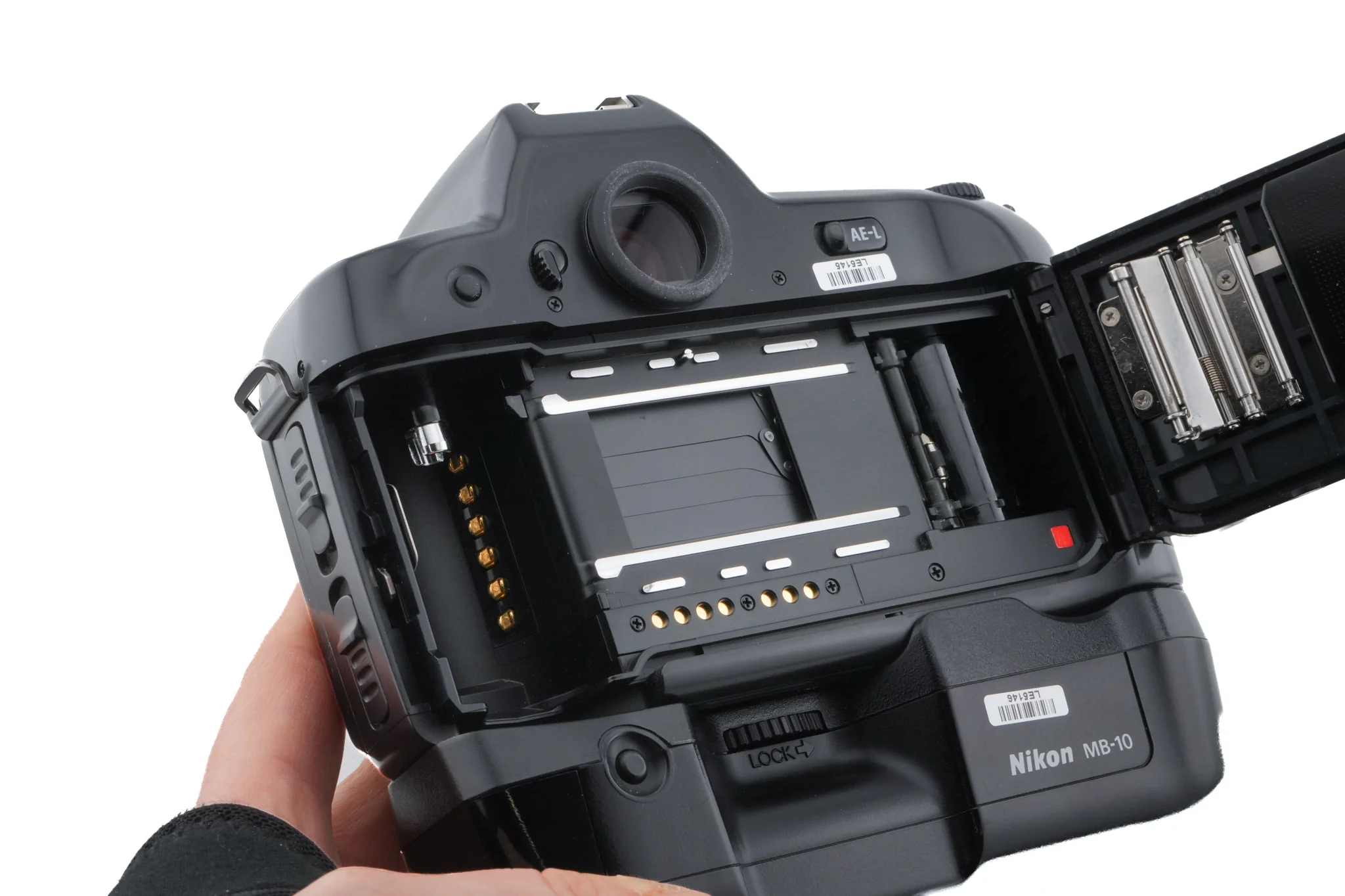 Nikon F90X + MB-10 Battery Pack - Image 6