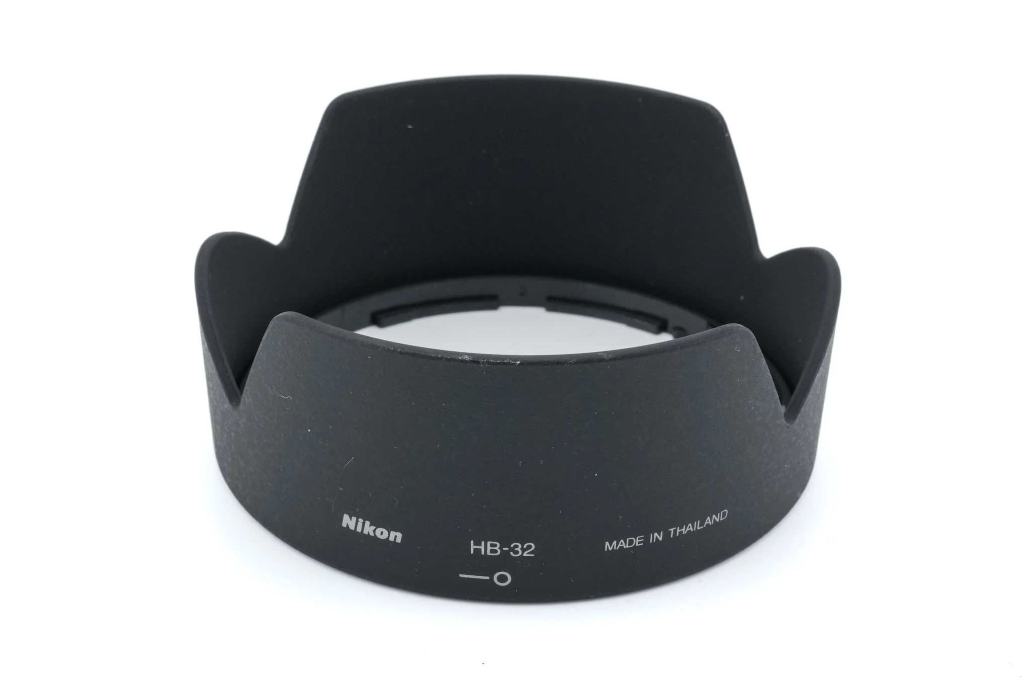 Nikon HB-32 Lens Hood