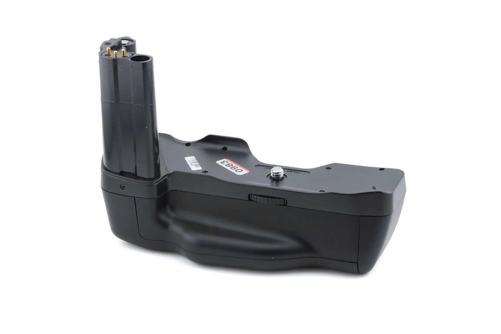 Nikon MB-10 Battery Pack - Image 2