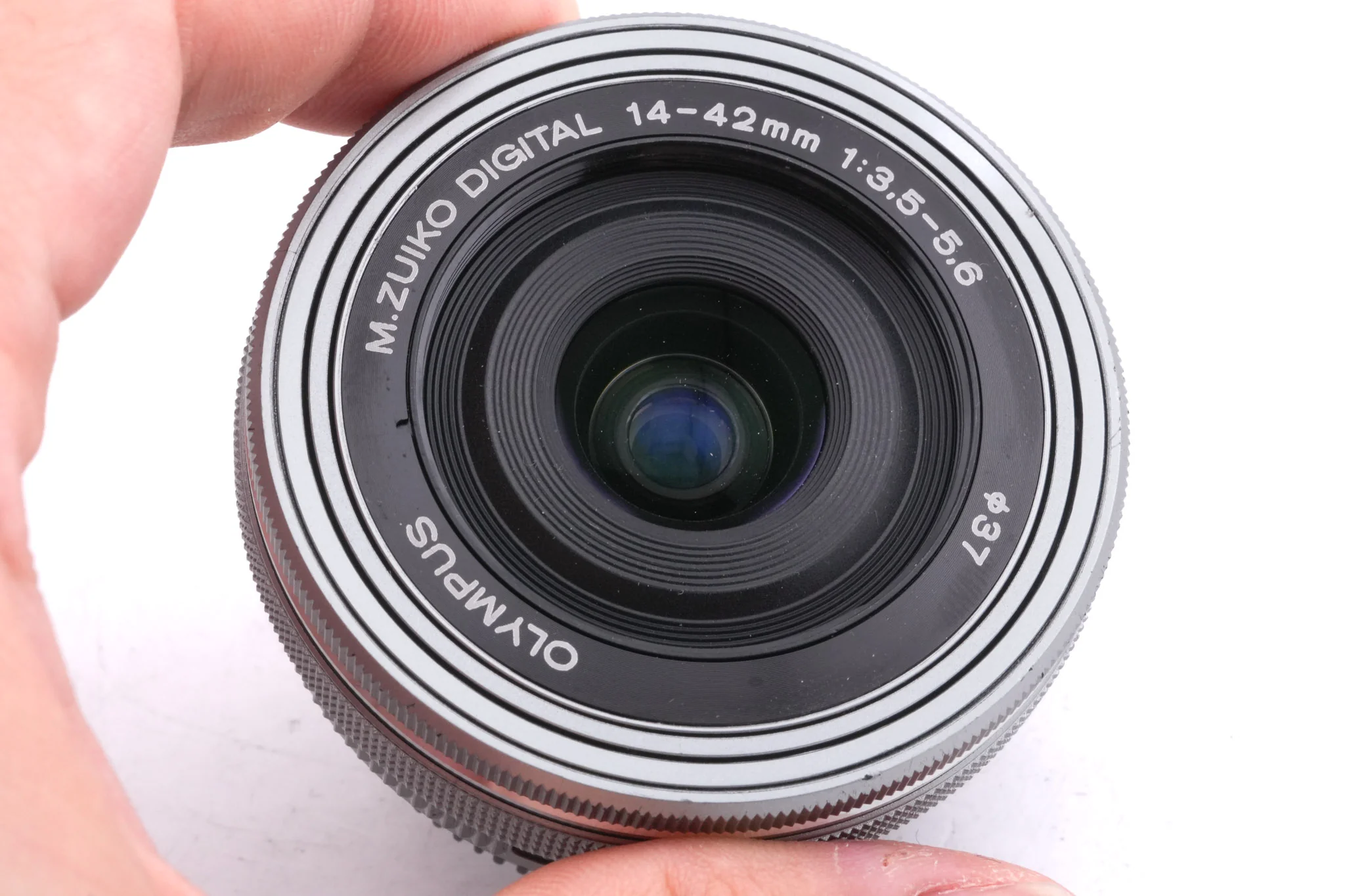 Olympus 14-42mm f3.5-5.6 M.Zuiko Digital EZ ED MSC - Image 3