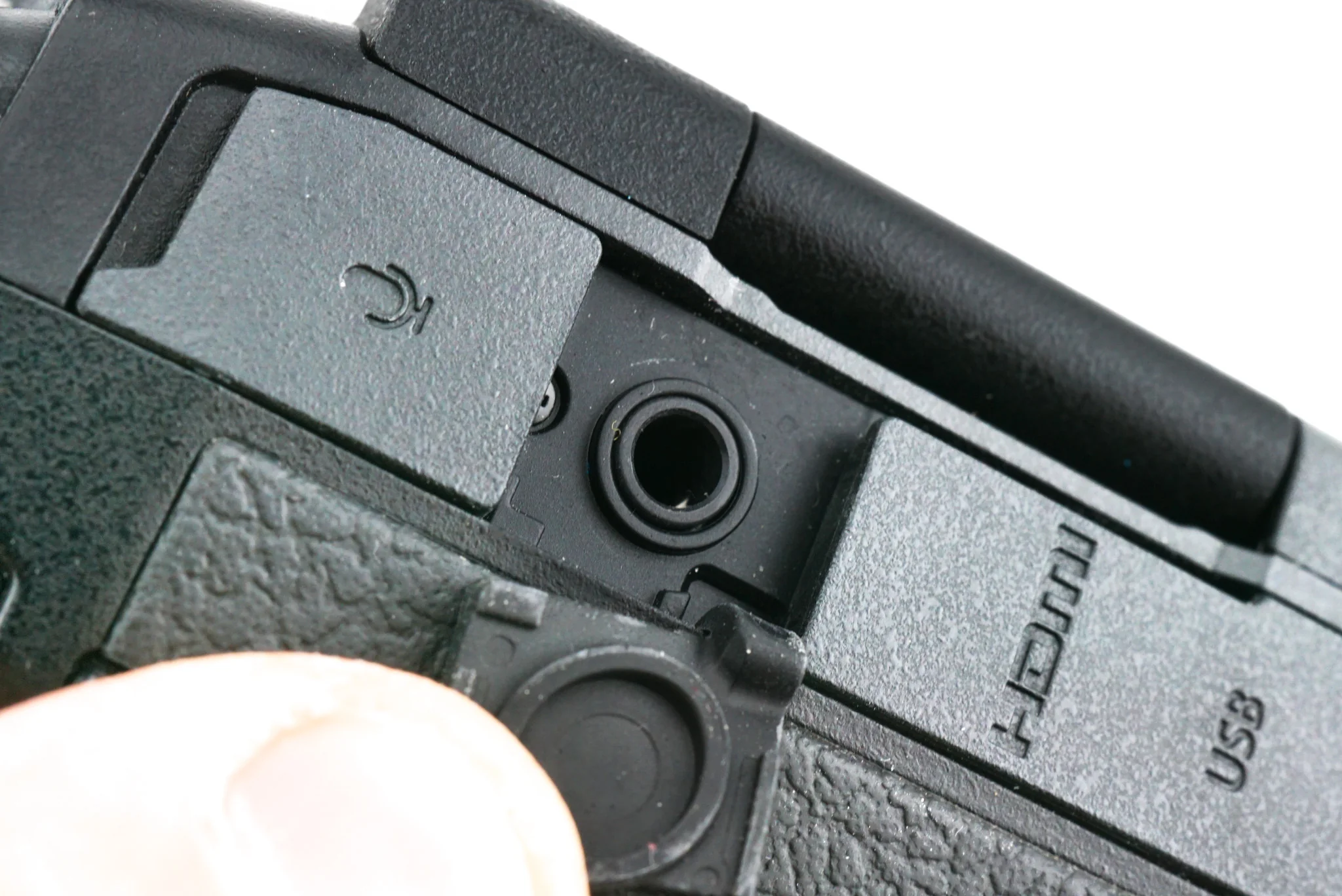 Olympus OM-D E-M1 Mark II - Image 9