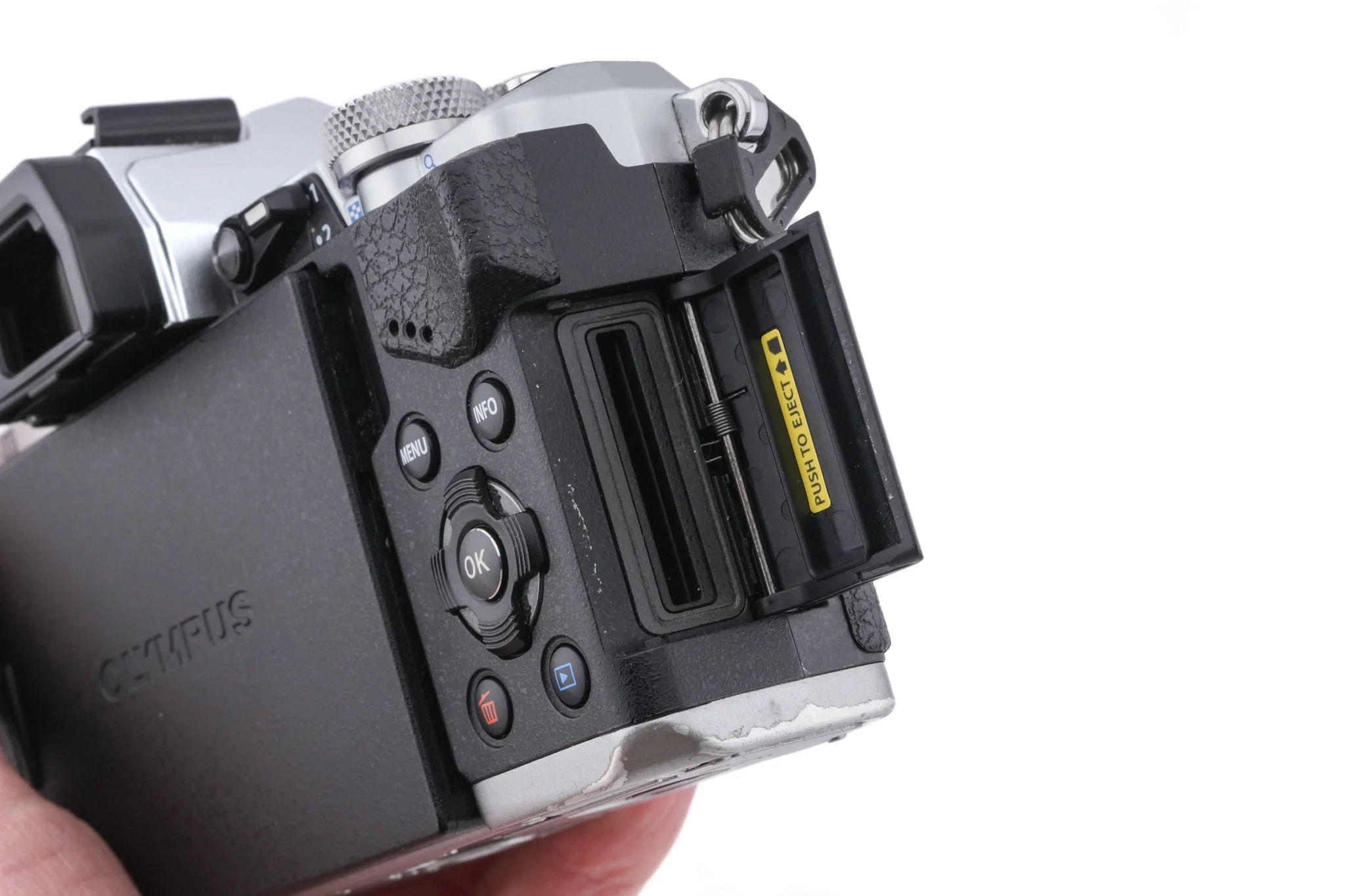 Olympus OM-D E-M5 Mark II + HLD-6P Power Battery Holder + HLD-8G Camera Grip - Image 10