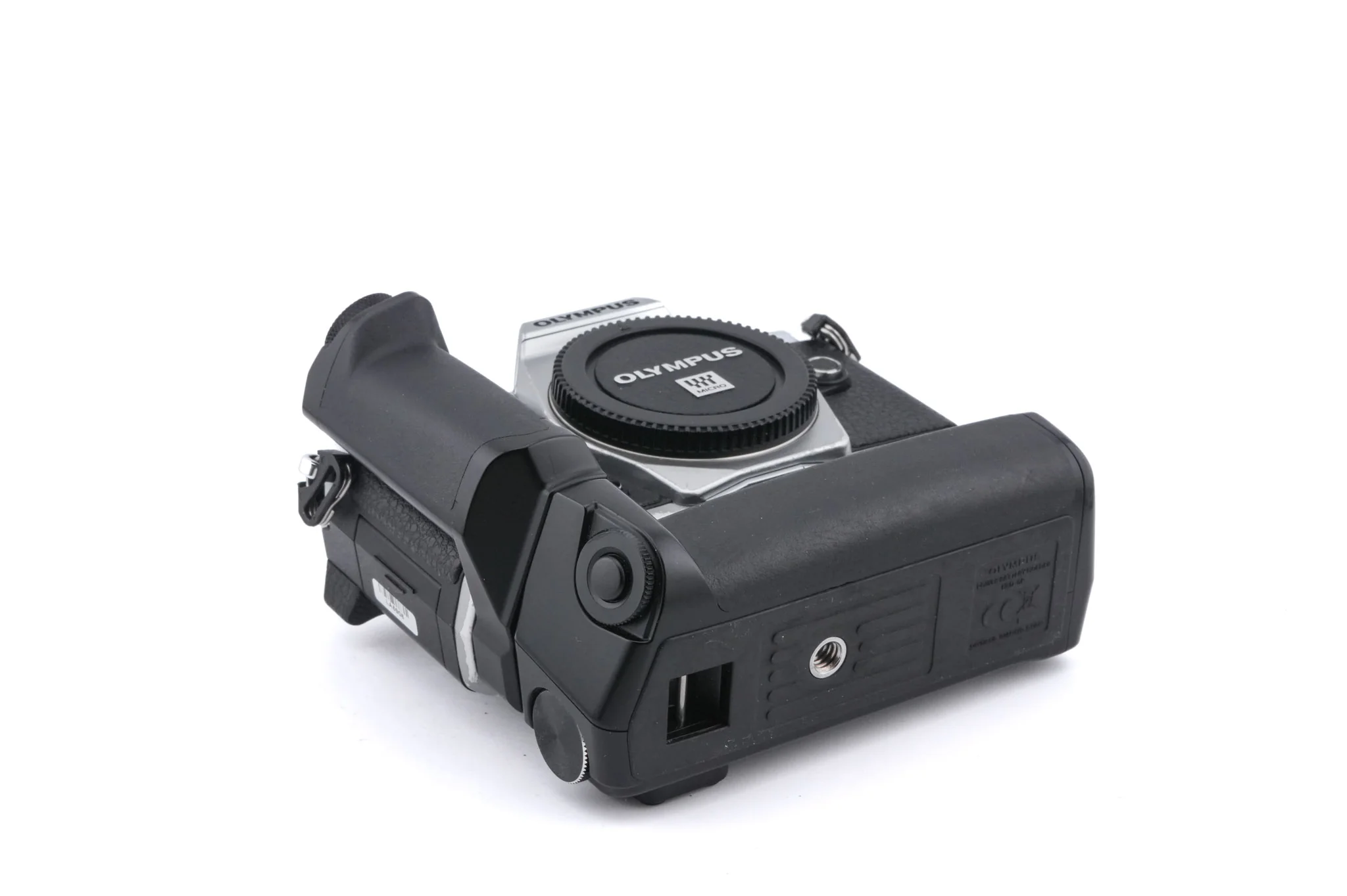 Olympus OM-D E-M5 Mark II + HLD-6P Power Battery Holder + HLD-8G Camera Grip - Image 3