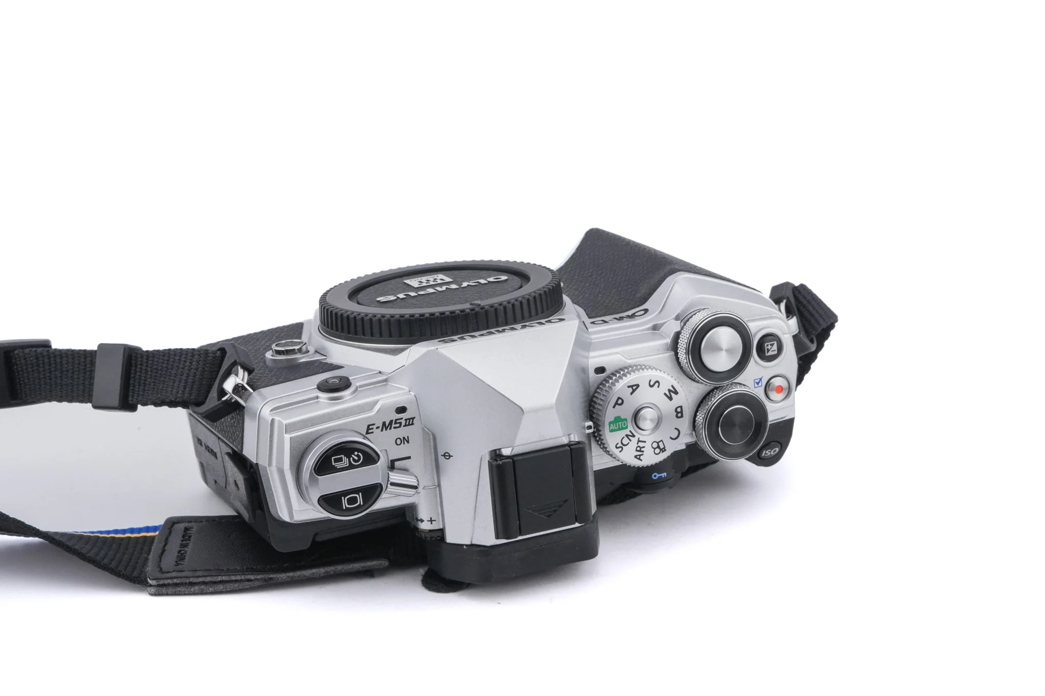 Olympus OM-D E-M5 Mark III - Image 4
