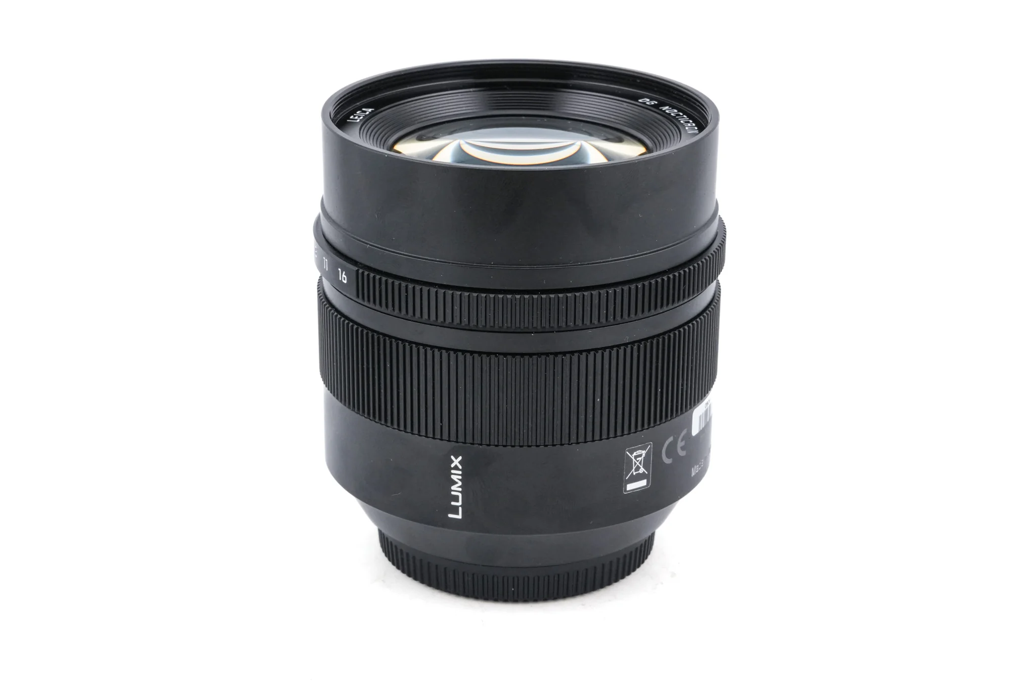 Panasonic 42.5mm f1.2 Leica DG Nocticron ASPH. Power O.I.S. (H-NS043) - Image 2