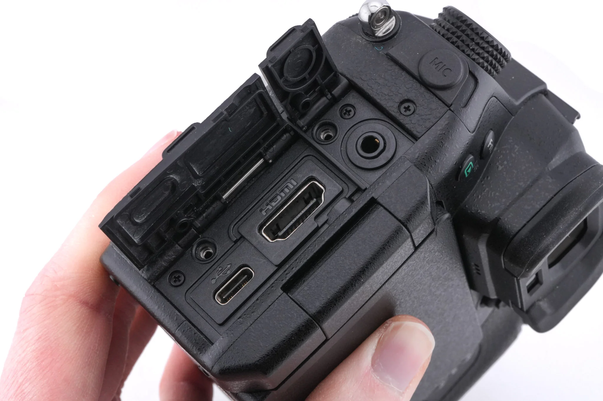 Panasonic Lumix DC-GH5 - Image 8