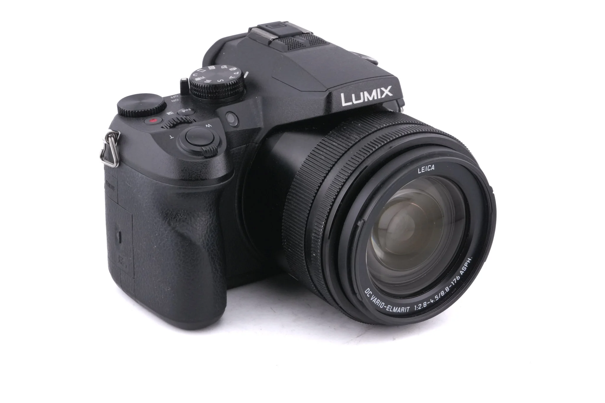 Panasonic Lumix DMC-FZ2000 - Image 2