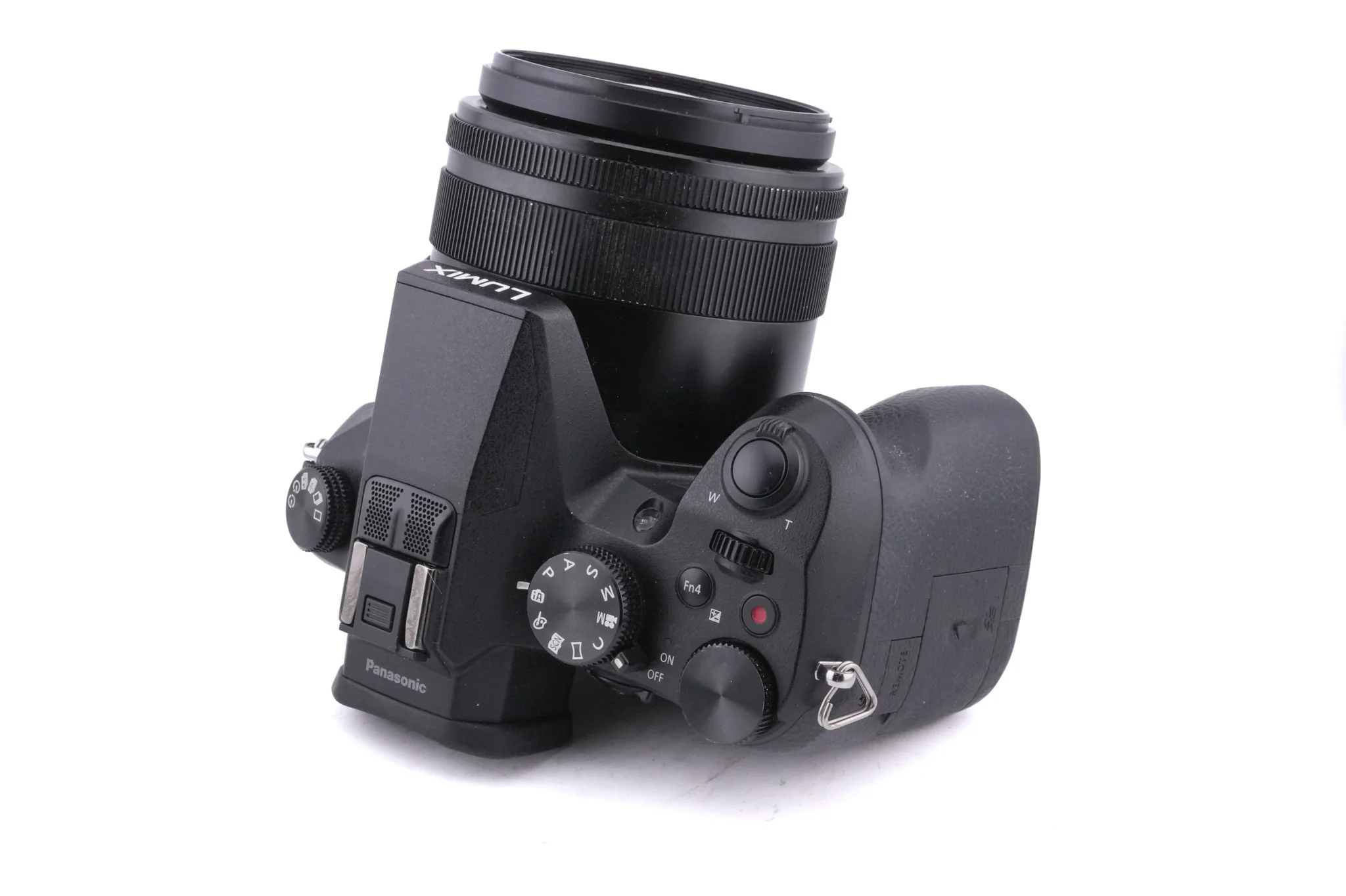 Panasonic Lumix DMC-FZ2000 - Image 4