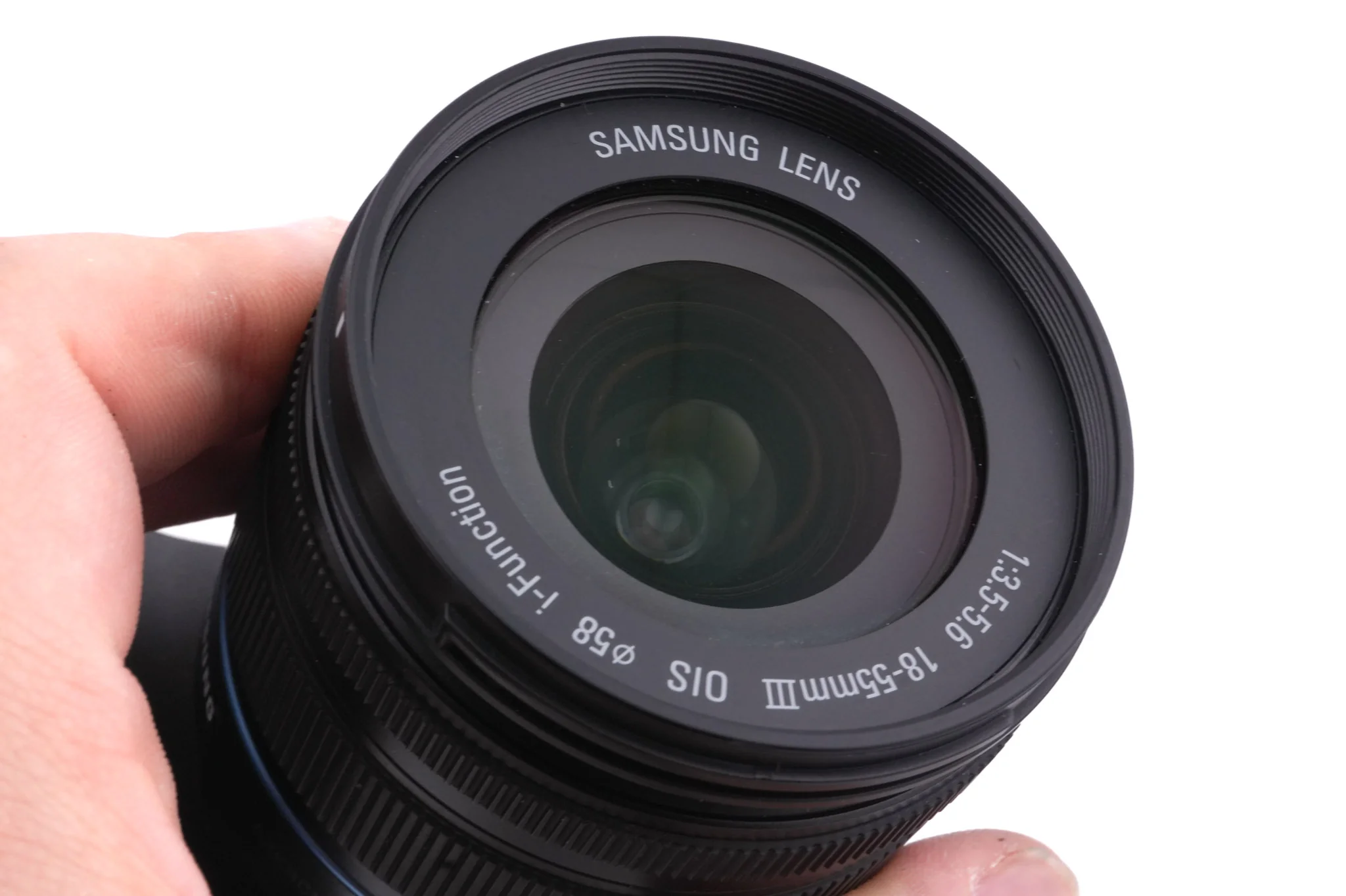 Samsung NX210 + 18-55mm f3.5-5.6 III OIS i-Function - Image 5