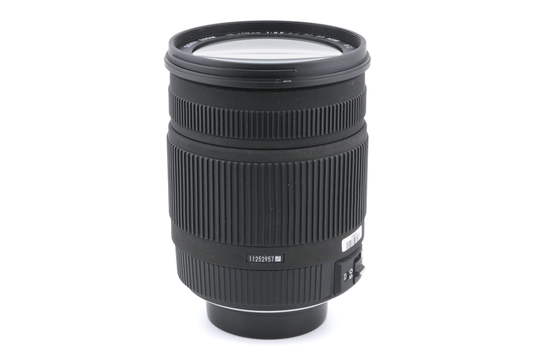Sigma 18-250mm f3.5-6.3 DC OS HSM - Image 2