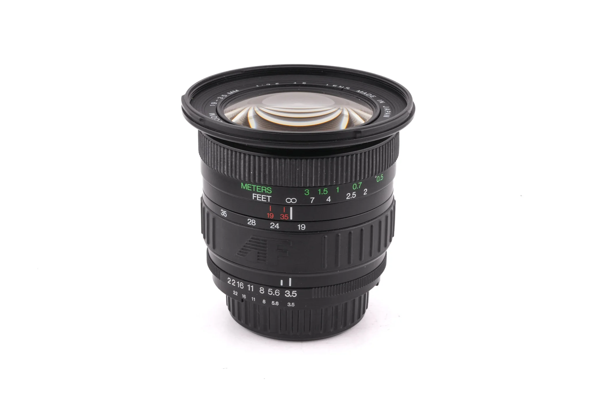 Soligor 19-35mm f3.5-4.5 AF Zoom MC