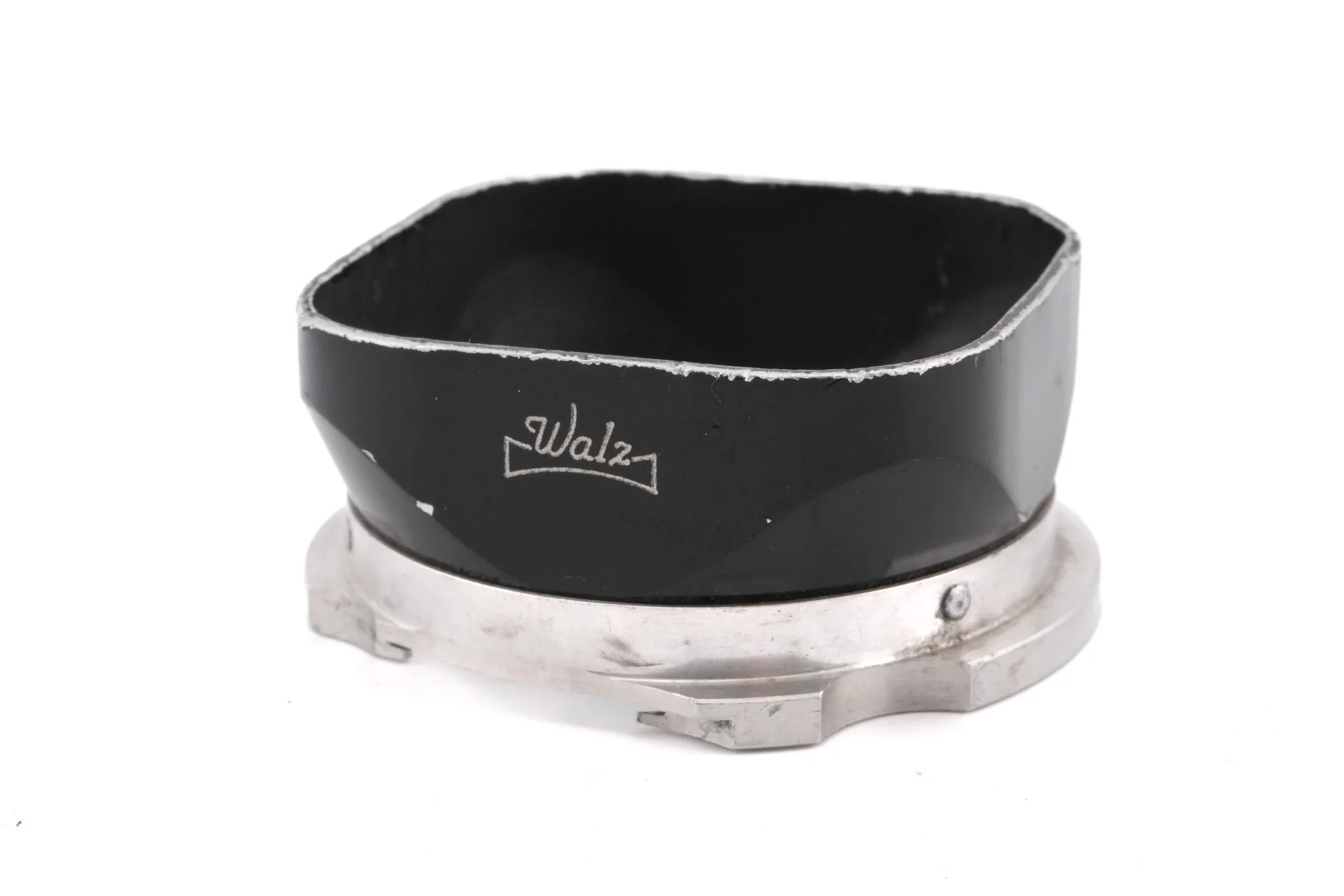 Walz Bay II Lens Hood - Accessory