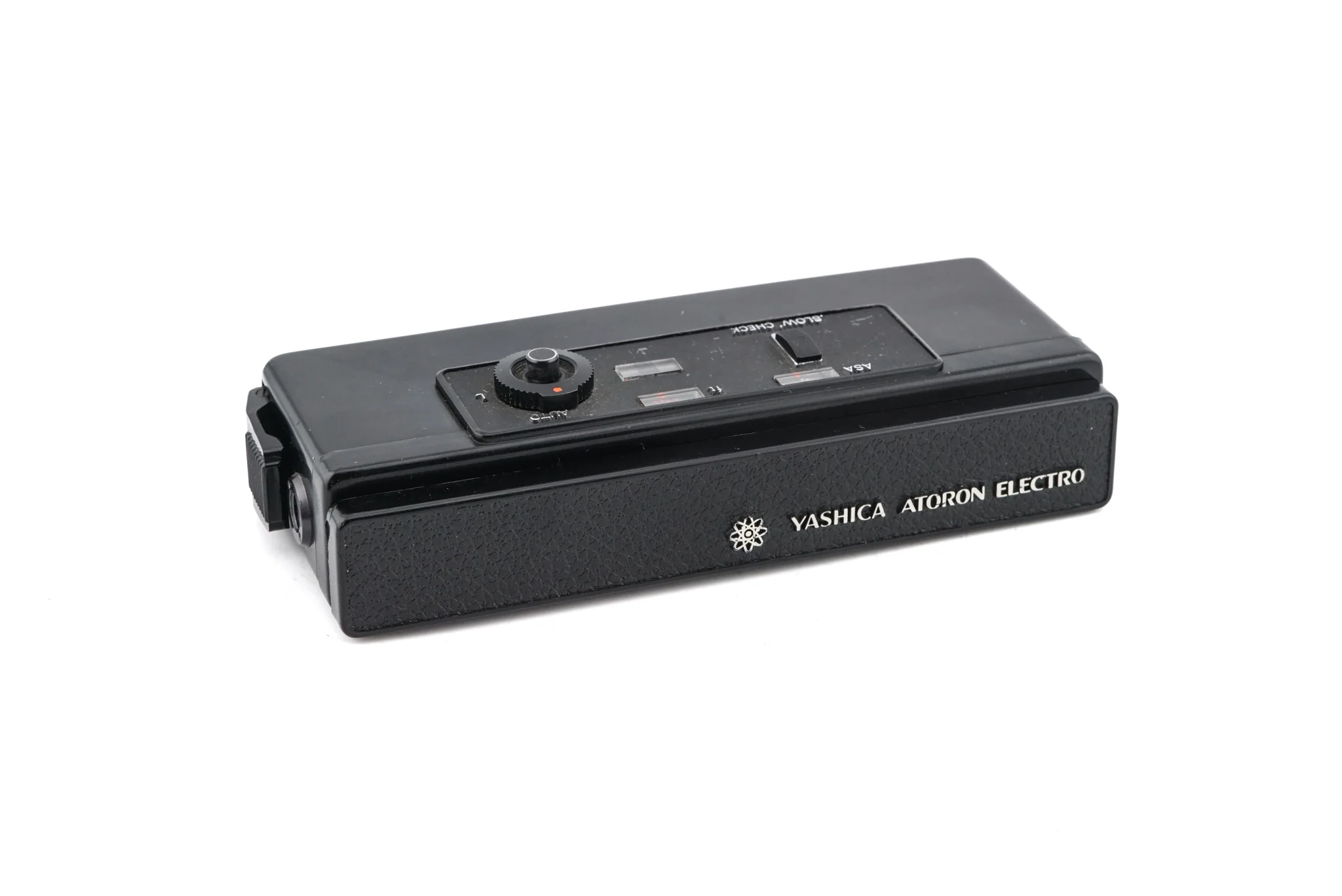 Yashica Atoron Electro + Atoron Electro Flash Gun - Image 3